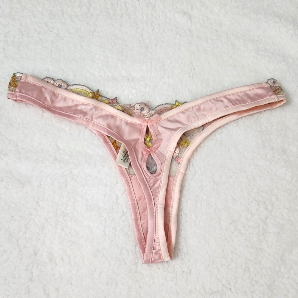 New!For Love and Lemons Swirly Star High Waist Thong Panty - Picture 9 of 12